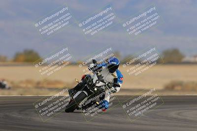 media/Dec-17-2022-SoCal Trackdays (Sat) [[224abd9271]]/Turn 15 (155pm)/